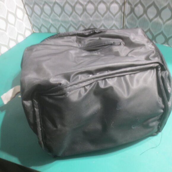 Jones New York Quilted Pattern Black Nylon Top Handle Purse. - Picture 9 of 10